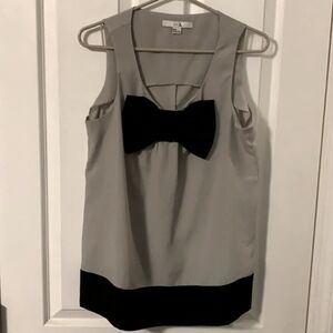 💥Flowy Sleeveless Blouse with Bow💥